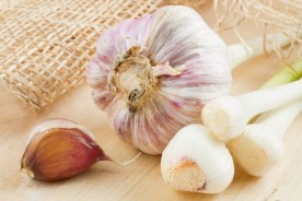 목이 따끔따끔 아프면 마늘을?…‘一害百利’ 식품
