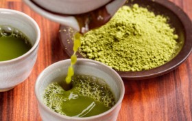 찻잎 분말상태로 타먹는 말차 (Matcha) 효능 주목